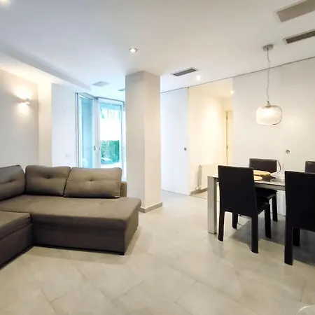 Acogedor En Barcelona, Zona Tranquila Барселона